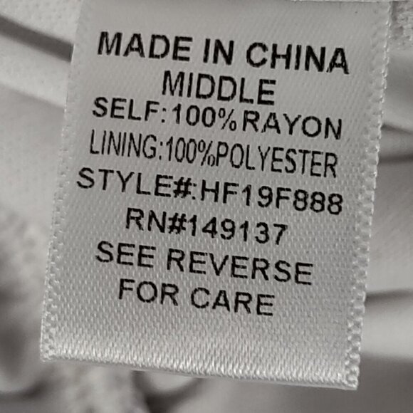 Addie Women's Red Pastel Striped Spaghetti Strap 2 Pocket Romper Size Medium - Picture 12 of 13